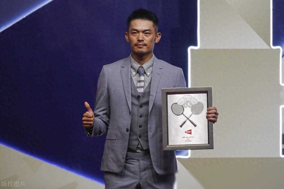 锦标赛巅峰对决！林丹能否带领球队险胜对手？