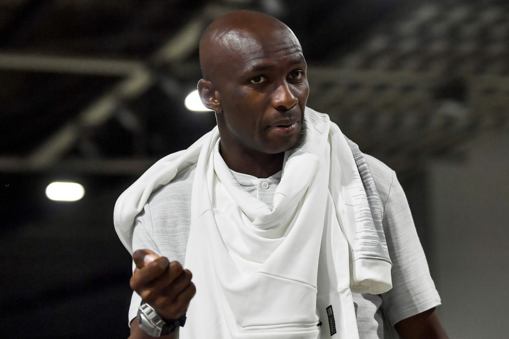 关于生死战法甲前瞻：字母哥伤情更新，上海申花冲击零封纪录的信息